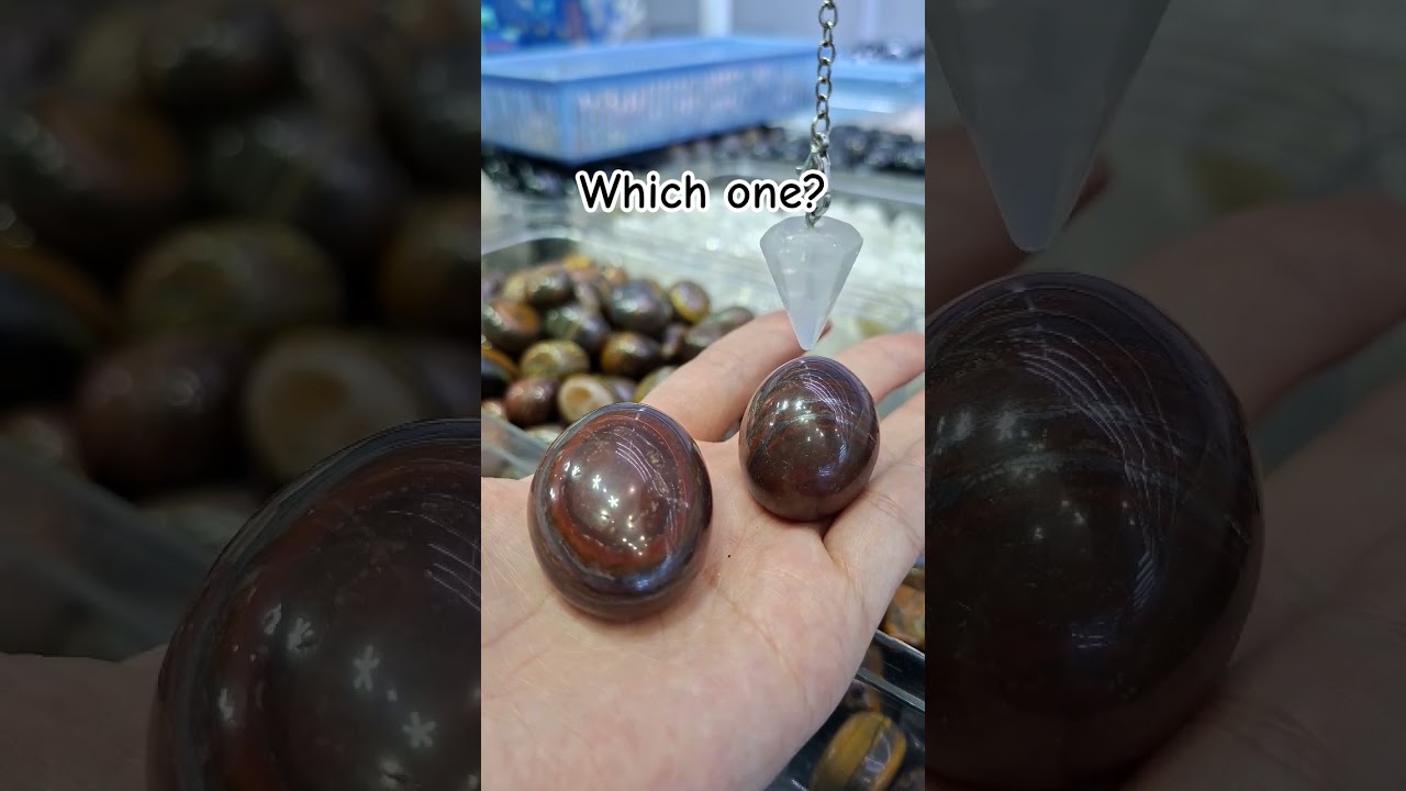 Using a pendulum to choose my stone! 🪨🔮 See the magic happen! 