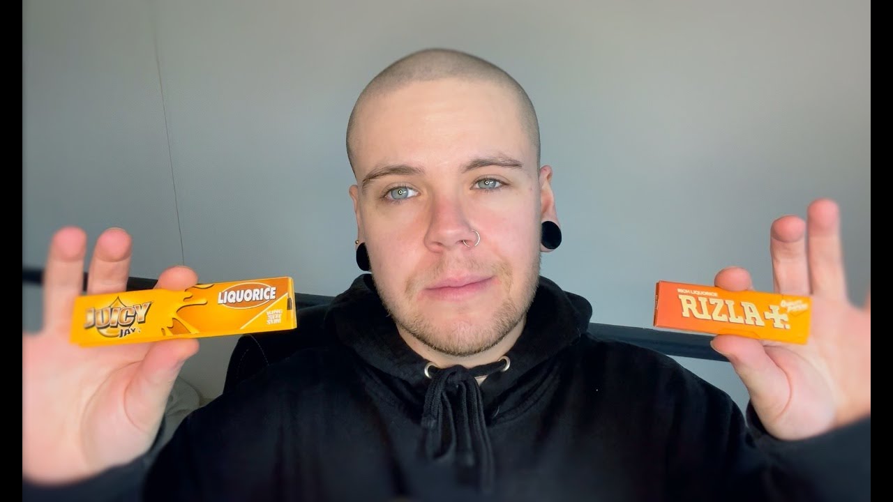 licorice roll ups cigarettes Full Box of 50 Booklets Zig Zag Liquorice Cigarette Rolling Papers sized Broadway Rolls in each box Individually wrapped The best alternative treat to Delfa Rolls and Danish Ribbons Smoking Liquorice regular cigarette papers,
