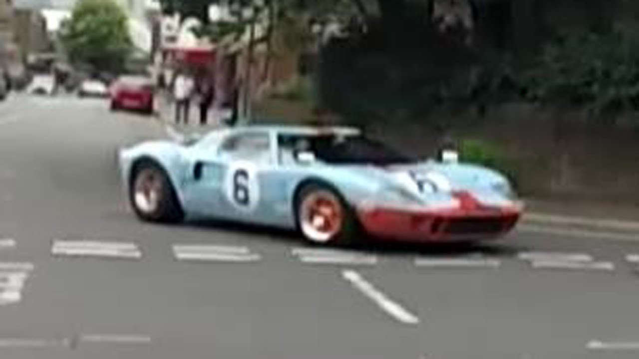 Cars Leaving The 2019 Camberley Car Show