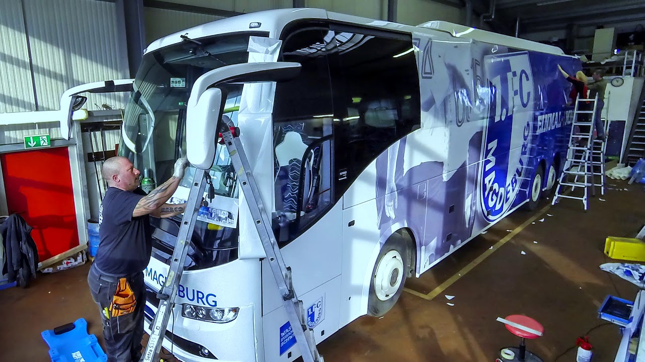 Zeitraffer Beklebung Mannschaftsbus 1. FC Magdeburg bei Truxx & Trailer