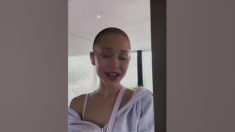 Η απάντηση της Ariana Grande για τα κακόβουλα σχόλια για τα κιλά της: «Ποτέ δεν ξέρεις τι...»
