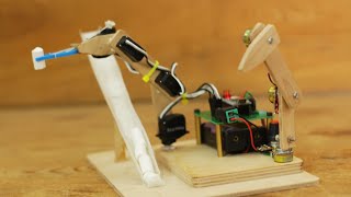 DIY Servo Robotic Arm | Record and play | Arduino projet