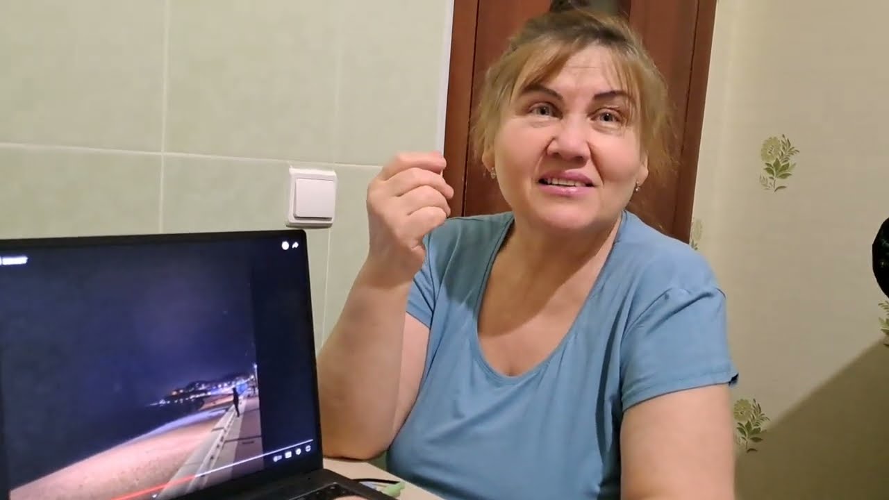 T-Fest Помутнел алый закат/Arekuda & бардовый бард - Не бесконечное лето Реакция