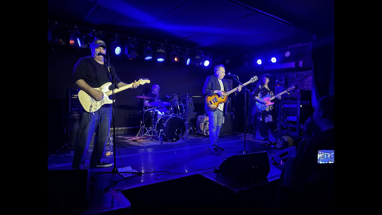 Karma is a Cruel, Cruel Mistress- The Deep Drags Live at The Mercury Lounge