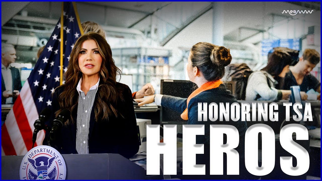Кристи Ноэм наградила сотрудников TSA премией в размере 10 тысяч долларов за их самоотверженность...