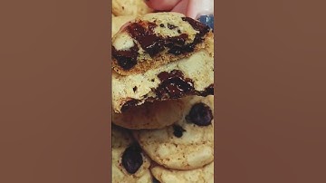 10 MINUTE CHOCOLATE CHIP COOKIES! #cookiesrecipe #easyrecipe #chocolatecookiesrecipe