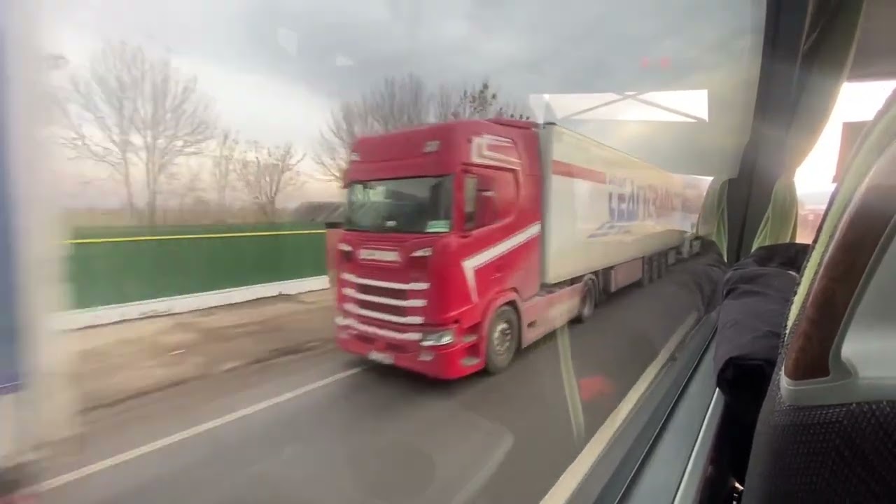 Massive border backup at Romanian/Moldova border