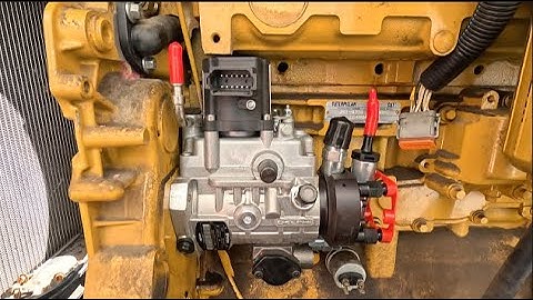 CAT 3054(Perkins) Fuel Injection Pump Replacement