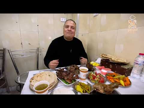 الحمام عند فرحات عالمي بيجيلو ناس من كل الدول العربيه علشان ياكلو الحمام عنده فرحات كبابجي الازهر