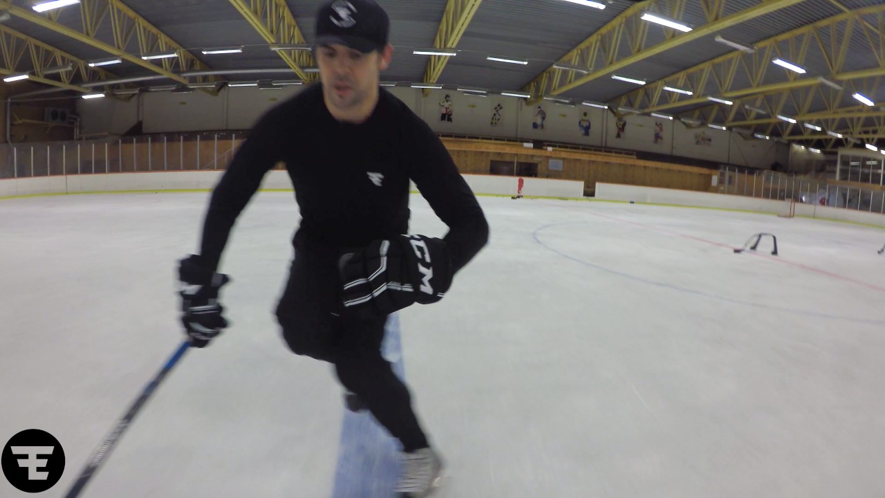 Ice Rink Blue Line Power Skating warm up: Blue line edges - F.E. HOCKEY - YouTube