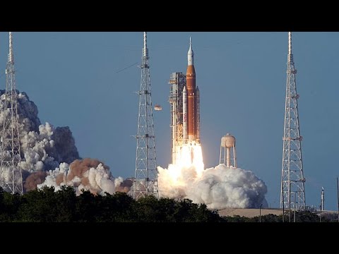 Смотрите: ракета NASA Artemis II стартует в историческую миссию к Луне