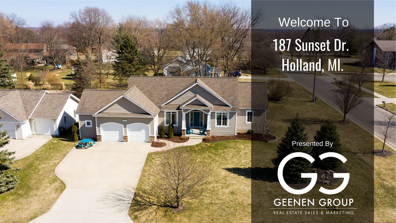 Beautiful Custom Home in Holland Heights 187 Sunset Dr, Holland, MI