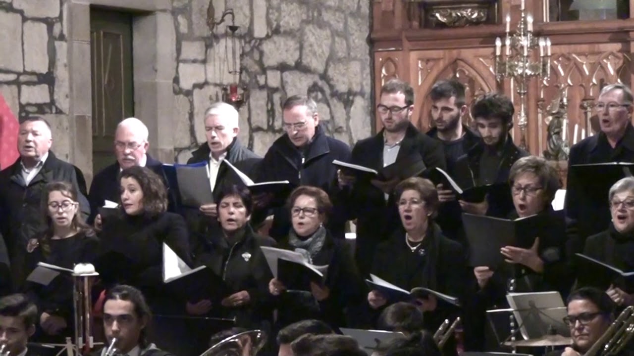 CORAL POLIFONICA CALDAS DE REIS E A BANDA MUNICIPAL DE CALDAS DE REIS