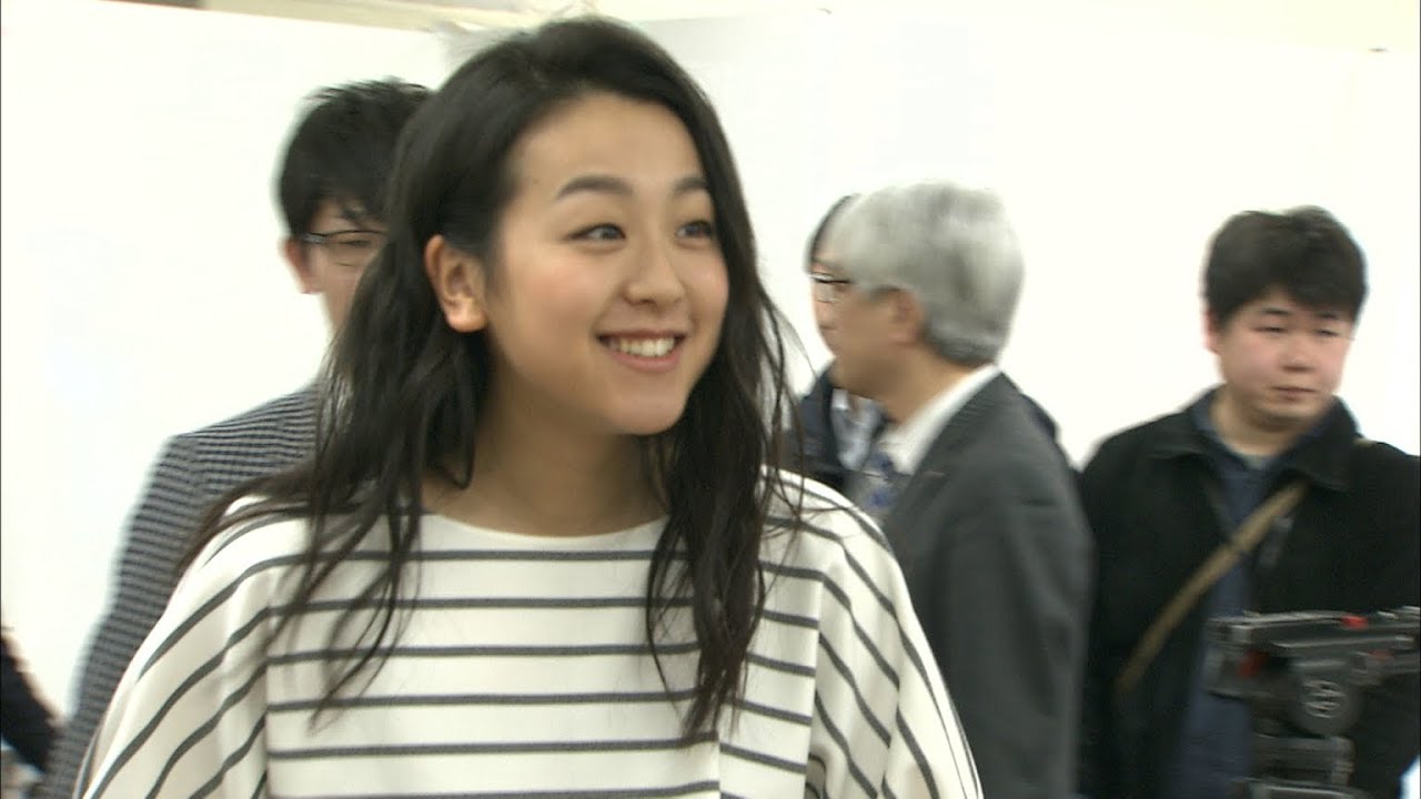サプライズにファンが歓喜 浅田真央さんが岡山に 岡山高島屋 Youtube サプライズにファンが歓喜 浅田真央さんが岡山に 岡山高島屋 Youtube