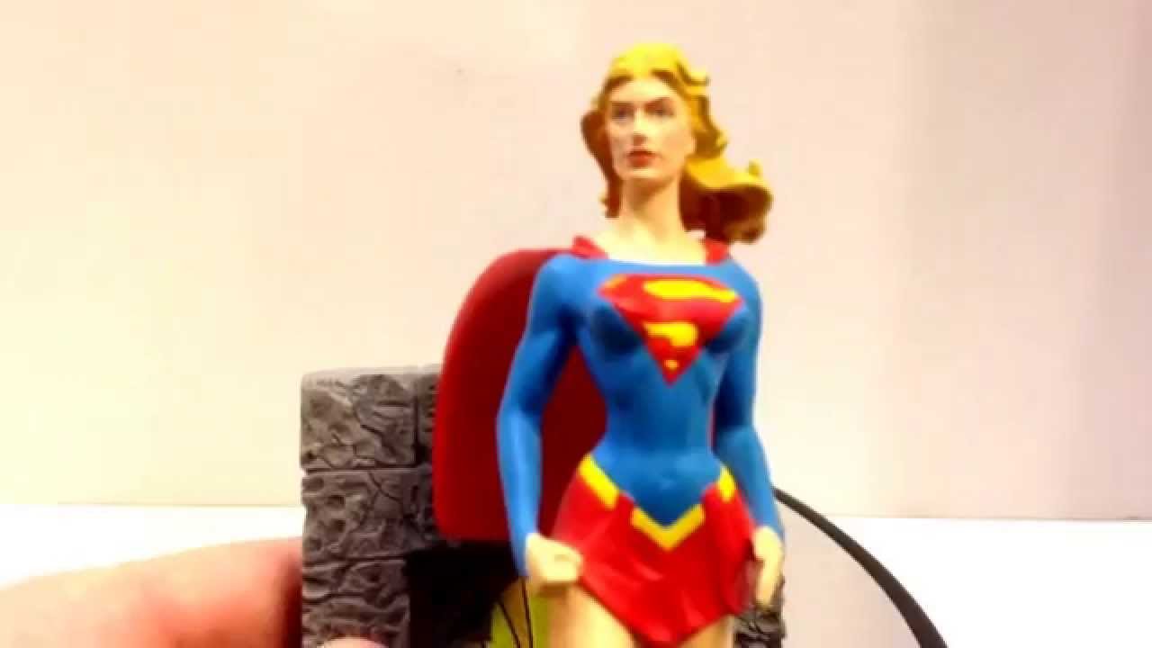 Matrix Supergirl Statue Review