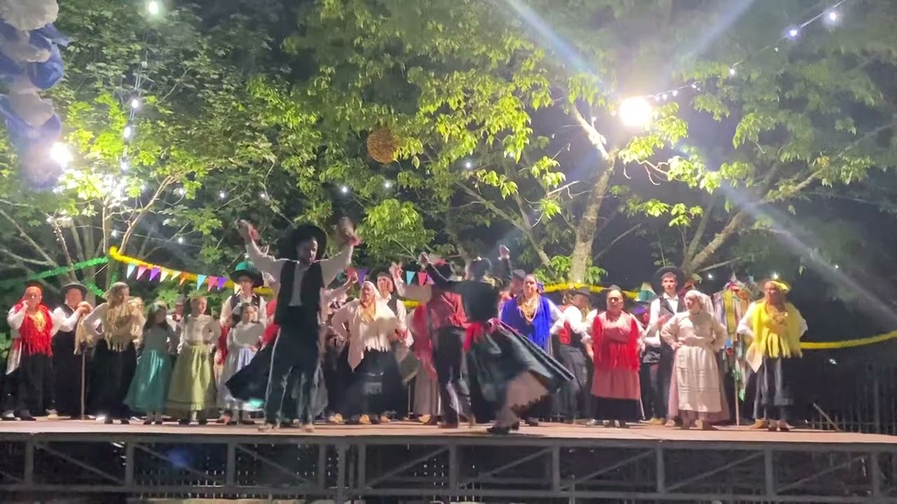 Grupo Regional Folclórico e Agrícola de Pevidém - Vira de dois pares