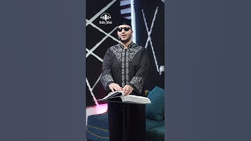 هؤلاء المسلم لديهم عيون عمياء لكنهم ما زالوا لا يمنعون قراءة القرآن الكريم ويمكنهم قراءة القرآن