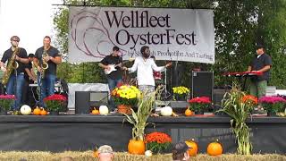 Funktapuss At Wellfleet Oyster Festival