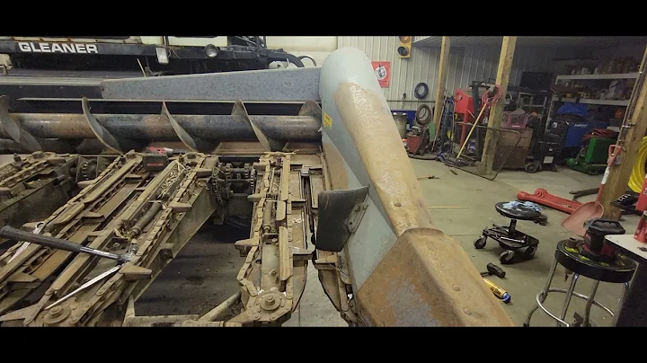 How Do Corn Head Stripper Plates Work?  A630 Allis-Chalmers Video