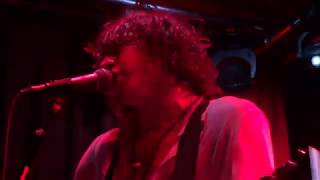 Barns Courtney - Glitter and Gold (live in Berlin)