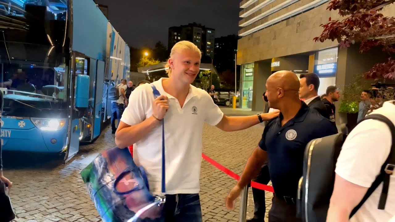 Manchester City squad arrive at their hotel in Istanbul ahead of Champions League final