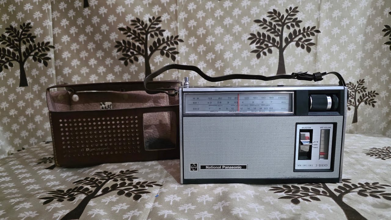 National panasonic 3 band Radio model R-312 made in japan### - YouTube