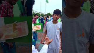 Pakistan 🇵🇰 vs moneys 💵 #pakistan #flag#pakistaniflag #foryou #viralshort #trending #fyp #14agust