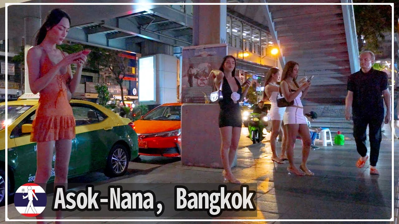 First Sunday night in March, Walked from Asok to Nana along Sukhumvit Road.