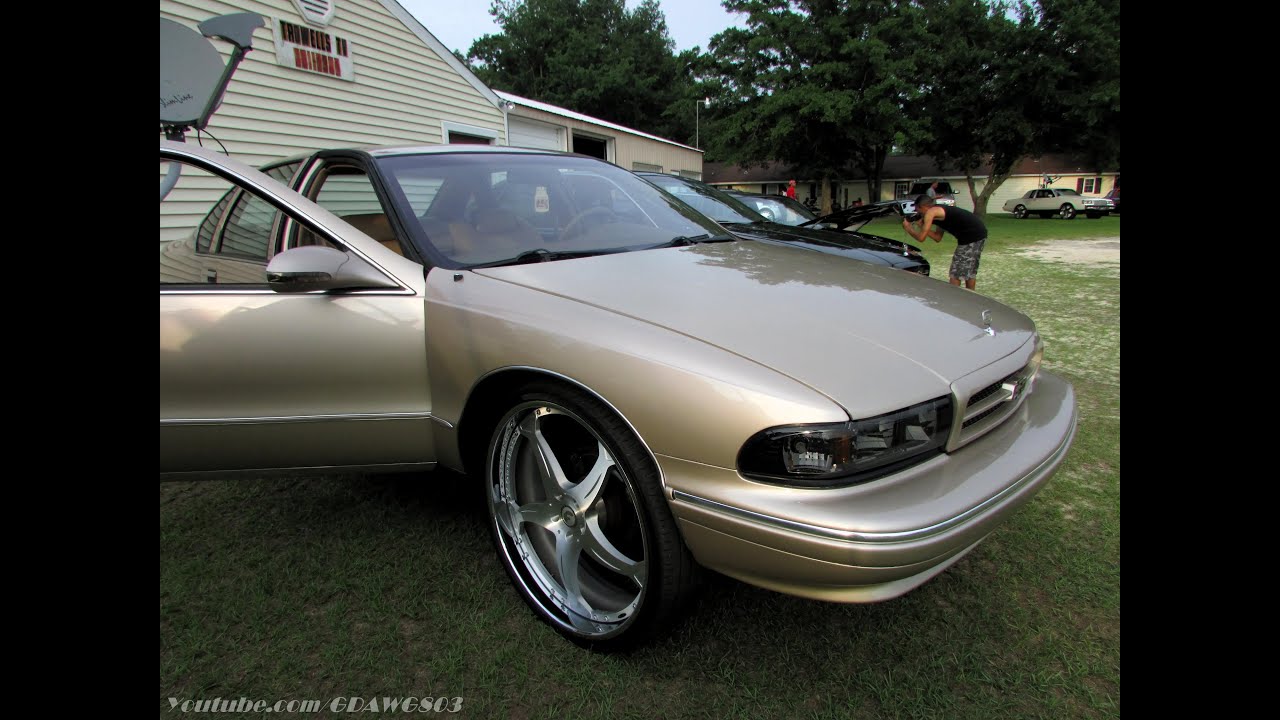 @Bat96Chevy 96 Bubble Caprice on 26" Brushed Forgiatos