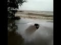 «Вообще кошмар»: на видео сняли, что творит озеро Ханка в Приморье