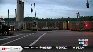 CSX apologizes for abruptly stopping train for hours in Cincinnati