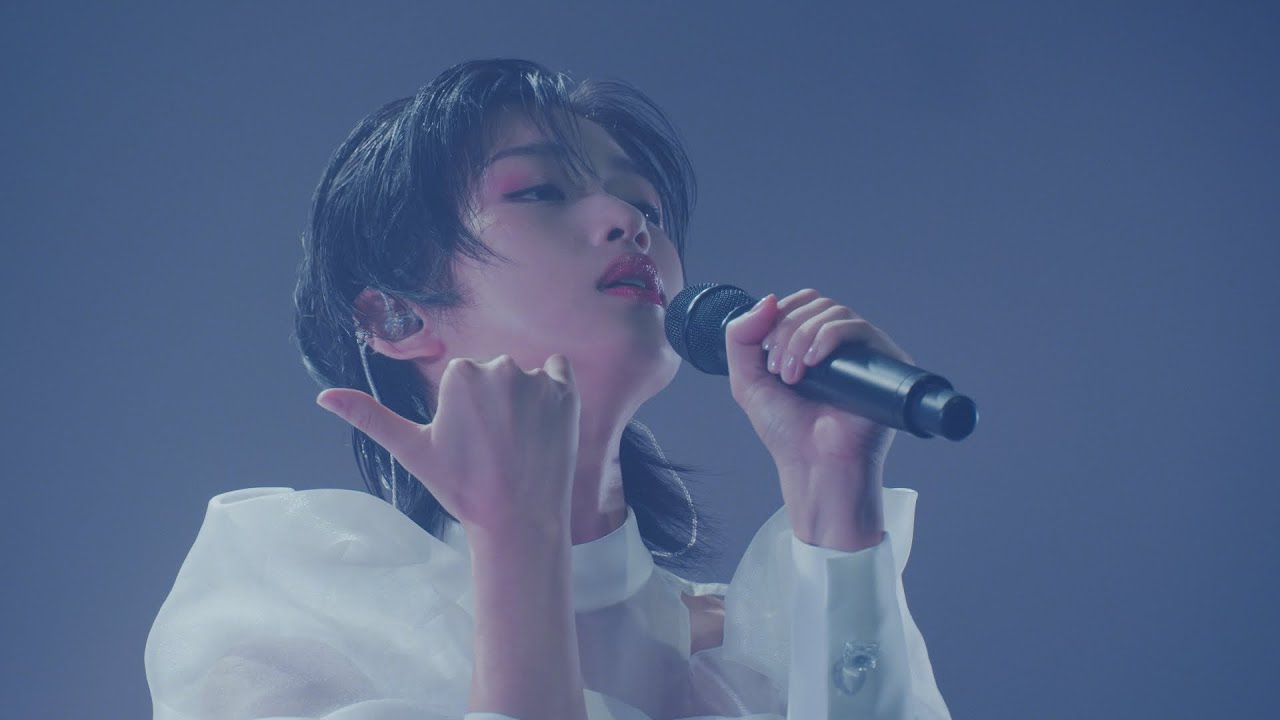 河合優実、新CMで「なんてったってアイドル」熱唱！ - YouTube