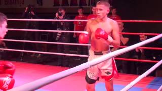 – 65 kg: David Scurtu (Profesional Fight Gym Bistrița) vs. Marian Simina (Muay Thai Botoșani)