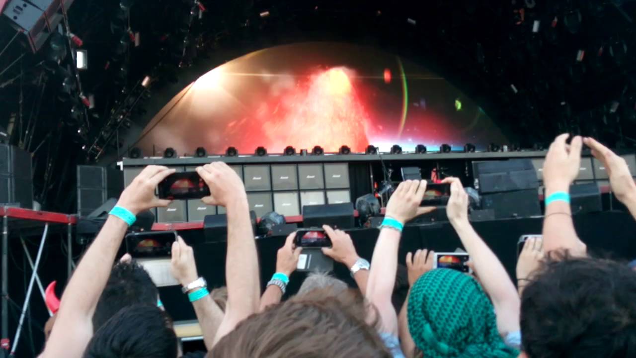 AC/DC Prague 22.05.2016 Rock or bust the appearance on the scene live ...