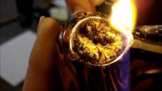 GOLD FLAKE Full-Melt Hash Bowl Last GANJA VIDEO of 2010!!!