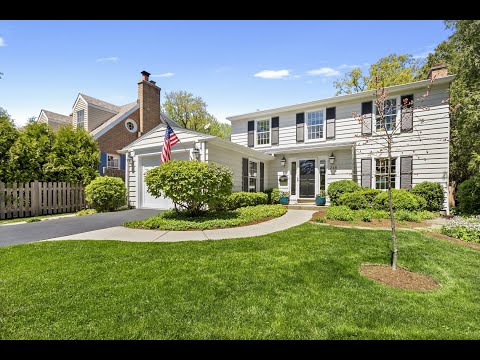 348 East Woodland Road, Lake Bluff, IL home video tour