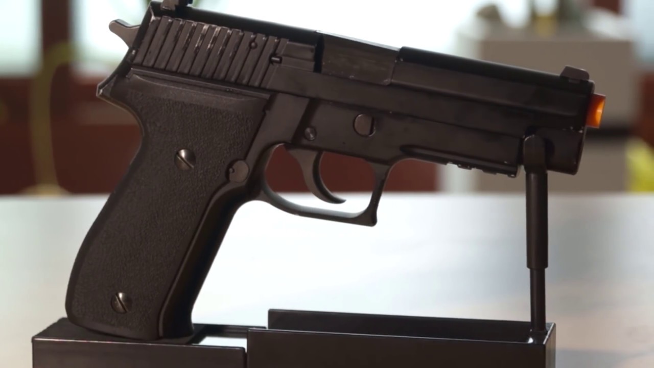 Review of the KSC P226R gas gun, a near-realistic size SIG P226