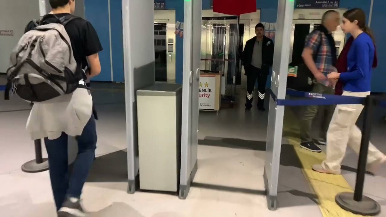 SAW airport to Taksim the cheapest way (turkey tour 1) cost 37 TL