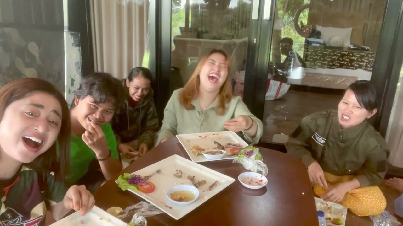 No edit Liburan sederhana tapi nikmat di jln raya puncak gadok no 22 KM 75 cipayung datar