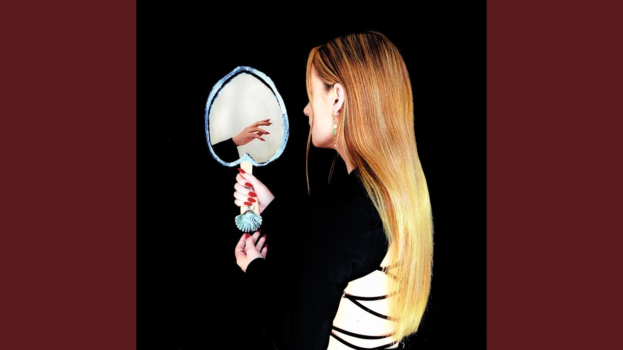 Red (is my colour) adlı videoyu YouTube'da izle Red (is my colour) adlı videoyu YouTube'da izle