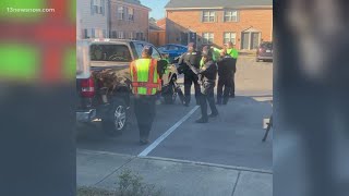 Neighbors told to lock their doors while Virginia Beach police investigated stabbing