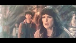 Stranger Things 5 - Joyce kills Vecna 2