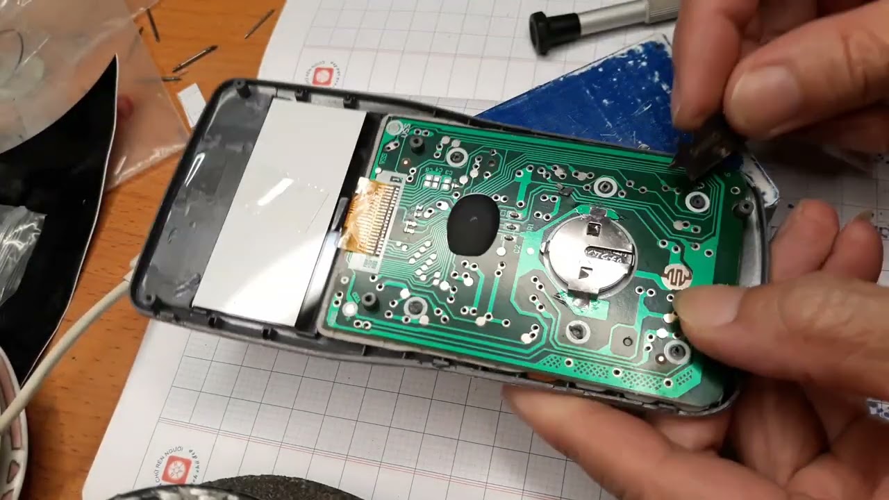 Sửa máy tính cầm tay bị liệt phím on