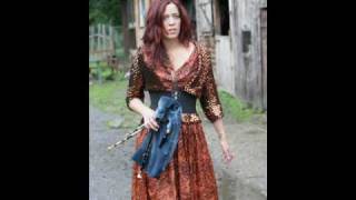 Kathryn Tickell--Rothbury Hills/Holey Ha' Penny chords