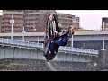 空中　2回転！！　　隅田川水面の祭典　☆　水上バイク　フリースタイル　デモンストレーション　♬　2サイクルエンジン　吠える ♬　jet ski　pro rider　プロ　ライダー　☆　岡本 輝正 選手