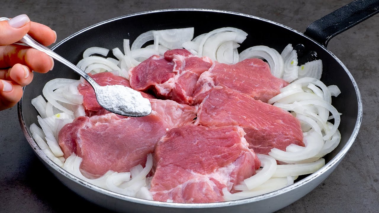 I never cook pork meat in the pan without using sodium bicarbonate. A