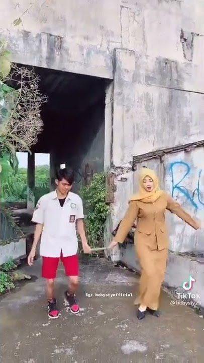 Tiktok viral bareng ibu guru cantik #shorts #tiktok #fyp #guru #cantik #guruindonesia #viral #video