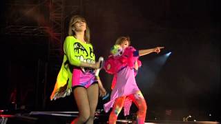 2NE1 - SCREAM (Live) [2012 Global Tour: New Evolution in Seoul] [HD]