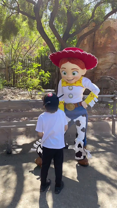 Met Jessie at Disneyland | Buzz Lightyear   Jessie #disney #disneyparks #disneyland #toystory #dlr