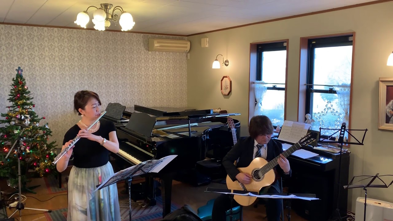 ArteNuovaクリスマスコンサートで講師演奏